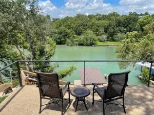 Lakeside Escape - McQueeney