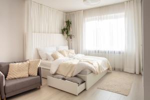 Light Room by Zoom Apartments