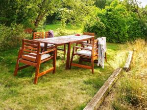 Historic Cottage by Lake Yngern