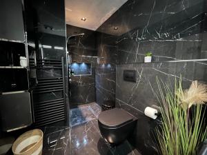 Fernway Residence entire property