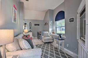 Stuart Apartment with Patio Near St Lucie River!