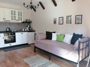 Студио "Птича Песен" - Studio "Birdsong", Смолянски езера