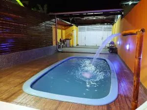 Casa com piscina no centro de Maragogi pertinho da praia! - 马拉戈日