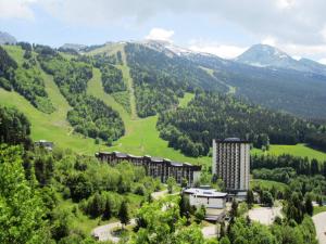 Studio pour 4 à Villard-de-Lans, exposé sud, au pied des pistes - FR-1-689-70