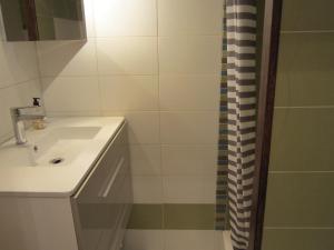 Appartements Studio Villard-de-Lans, 1 piece, 4 personnes - FR-1-689-85 : photos des chambres