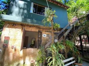 Amazing forest House in the city! Private guest suite - double studio room