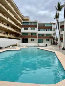 Condo playa cerritos con 2 albercas Mazatlan