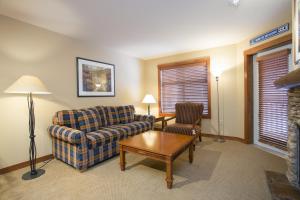 3212 - One Bedroom Standard Powderhorn Lodge condo