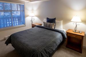 2214 - Two Bedroom Deluxe Eagle Springs East condo