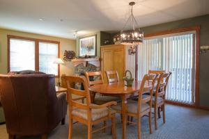 2202 - Two Bedroom Standard Eagle Springs East condo