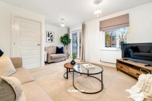 NEW Berkley House by Truestays - 3 Bedroom House in Stoke-on-Trent