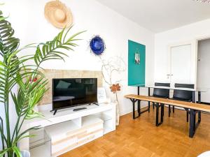 Appartements Cosy Spring -2 CH-Parking Gratuit : photos des chambres