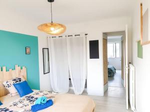 Appartements Cosy Summer - DOUBLE BALCON - Plein Soleil - Wifi haut debit - Parking gratuit dans la rue : photos des chambres