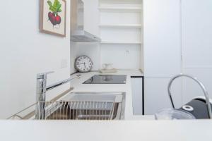 The Queen, AC, Parking by HAPPYHOSTORINO