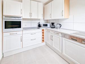 Tolstov Apartments - 3 or 4 Room Apartments - 30 Min Messe DUS