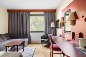 One Single and one Sofa Bed room in Best Western Hotell SoderH
