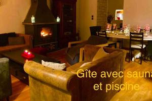 Chez Lilly & Cie 10 à 12 personnes avec sauna et piscine