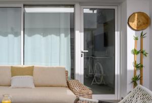 La Isleña House - Near the beach, Air-Con, Fast Wifi and SAT tv By Lanzarote Vacation Homes