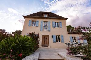 Maisons de vacances Quiet Beautiful 4stars country house heated pool & kids play area - Condom : photos des chambres