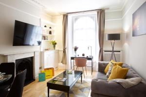 Avari Apartments - Winchester Collection