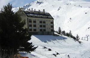 GRAN MARIBEL ARTTYCO, Piscina climatizada, Sauna y Jacuzzi