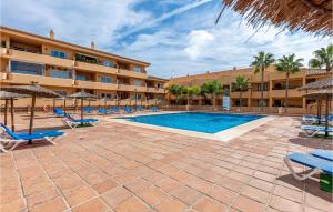 Beautiful Apartment In Marbella-Elviria