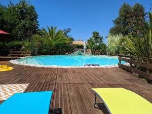 Maisons de vacances Gite Reignac, 6 pieces, 12 personnes - FR-1-653-50 : photos des chambres