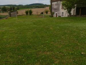 Maisons de vacances Maison au calme avec jardin prive et WIFI, ideale pour la famille - FR-1-653-21 : photos des chambres
