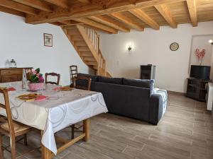 Maison lumineuse avec cour privative, proche sites culturels, tout confort, équipé bébé, wifi inclus - FR-1-653-98