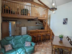 Maisons de vacances Gite Bellon, 4 pieces, 6 personnes - FR-1-653-116 : photos des chambres