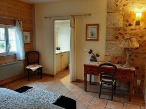 Maisons de vacances Gite Vitrac-Saint-Vincent, 4 pieces, 6 personnes - FR-1-653-132 : photos des chambres