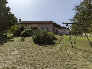 Maisons de vacances Gite Bellon, 4 pieces, 6 personnes - FR-1-653-116 : photos des chambres