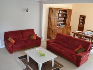 Maison de vacances spacieuse à la campagne avec jardin clos, WIFI, vélos gratuits et équipements bébé. - FR-1-653-139