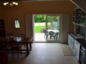 Maison de vacances spacieuse à la campagne avec jardin clos, WIFI, vélos gratuits et équipements bébé. - FR-1-653-139