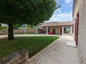 Maisons de vacances Gite Val des Vignes, 4 pieces, 8 personnes - FR-1-653-183 : photos des chambres