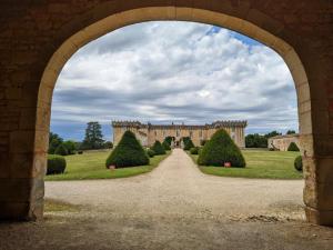 Maisons de vacances Gite Cherves-Richemont, 4 pieces, 6 personnes - FR-1-653-167 : photos des chambres