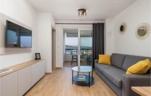 Beautiful Apartment In Cres With Wifi And 1 Bedrooms