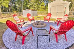 Cloud 9 On The Coast Less Than 1 Mi to Beach!