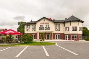 阿米戈酒店 - Osieck