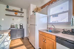 Coastal Brigantine Retreat - Walk to Beach!