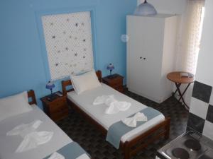 Apanemia Rooms Syros Greece