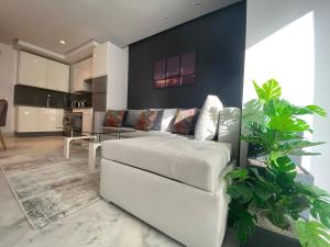 CORNICHE CASABLANCA - SUBLIME F2 NEUF