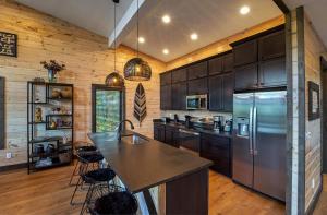 Stunning View Luxury Heated Pool Arcade Theater 12