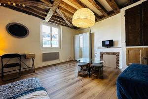 Appartements Lit des Halles - In the heart of the very lively district of Les Halles : photos des chambres