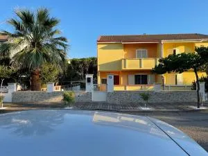 Beppo's B&B - 贡内萨