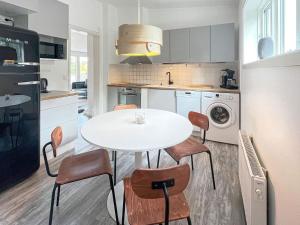 Stylish Holiday Apartment on Oland