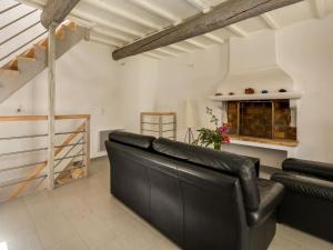 Holiday home in Cathar village of Montouliers