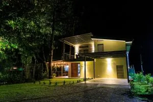 Casa del Bosque at La Fortuna - Agua Azul