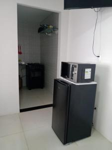 KITNET EM OLINDA CASA CAIADA A 50 MT DA PRAIA