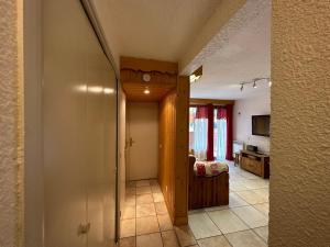 Appartement spacieux au cœur de Méribel, proche des pistes, pour 4, balcon - FR-1-688-40